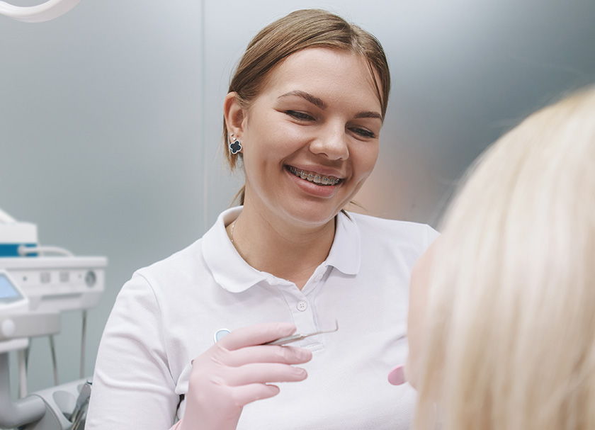 best dentist in delhi for root canal